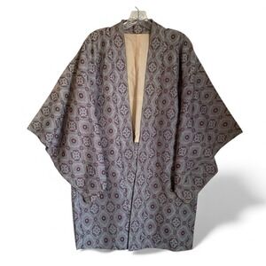 Vintage Traditional Japanese Kimono Short Women M Gray Jacguard Lined Artsy